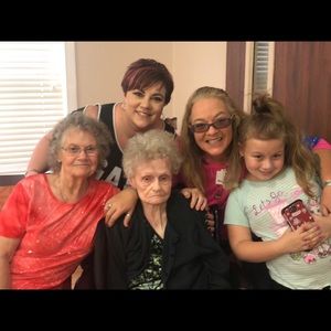 Meet your Posher, Dorinda